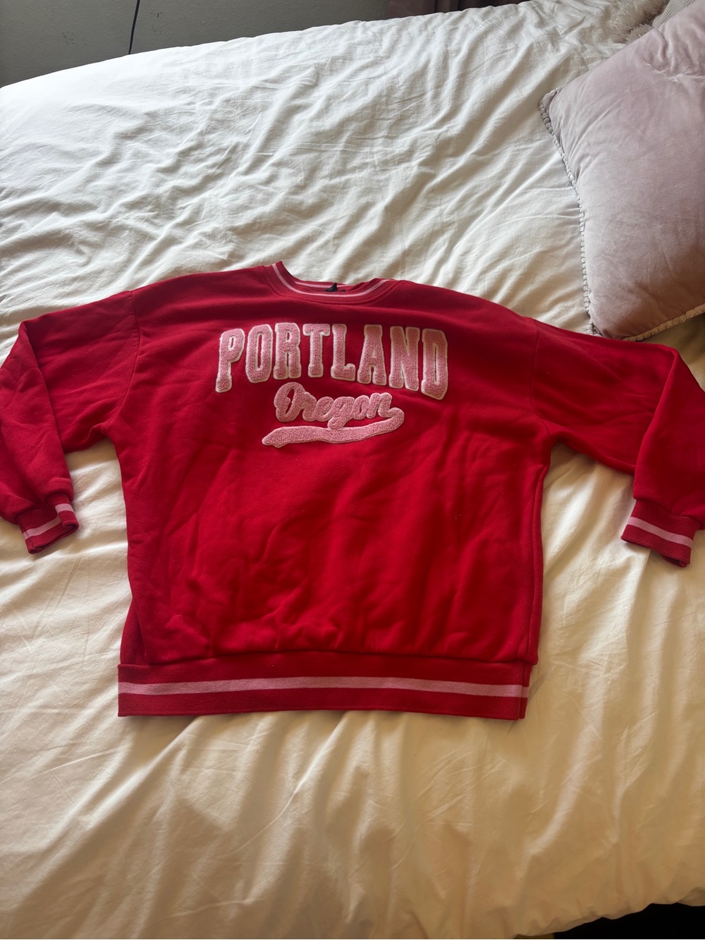 Portland Oregon Red Crewneck Sweatshirt - Sweater
